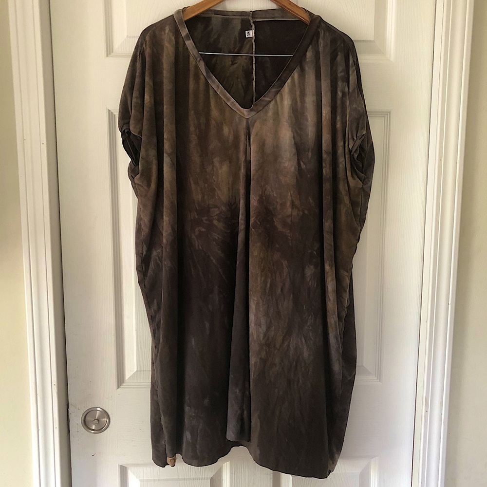 SinewMoon ScorchedEarth Pinch of Grace Kaftan knee
